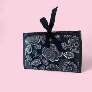 Thirty-One Trifold Black and White Floral Journal Notebook organizer